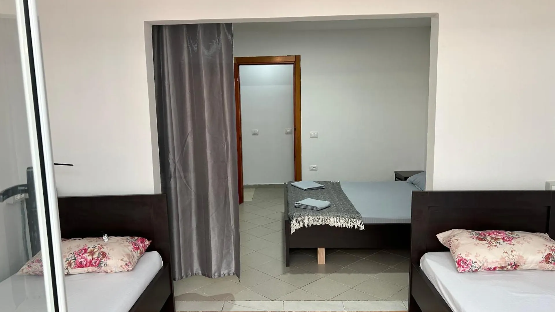Duplex On Fifth Lägenhet Sarandë 0*,